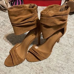 Brown Suade heels